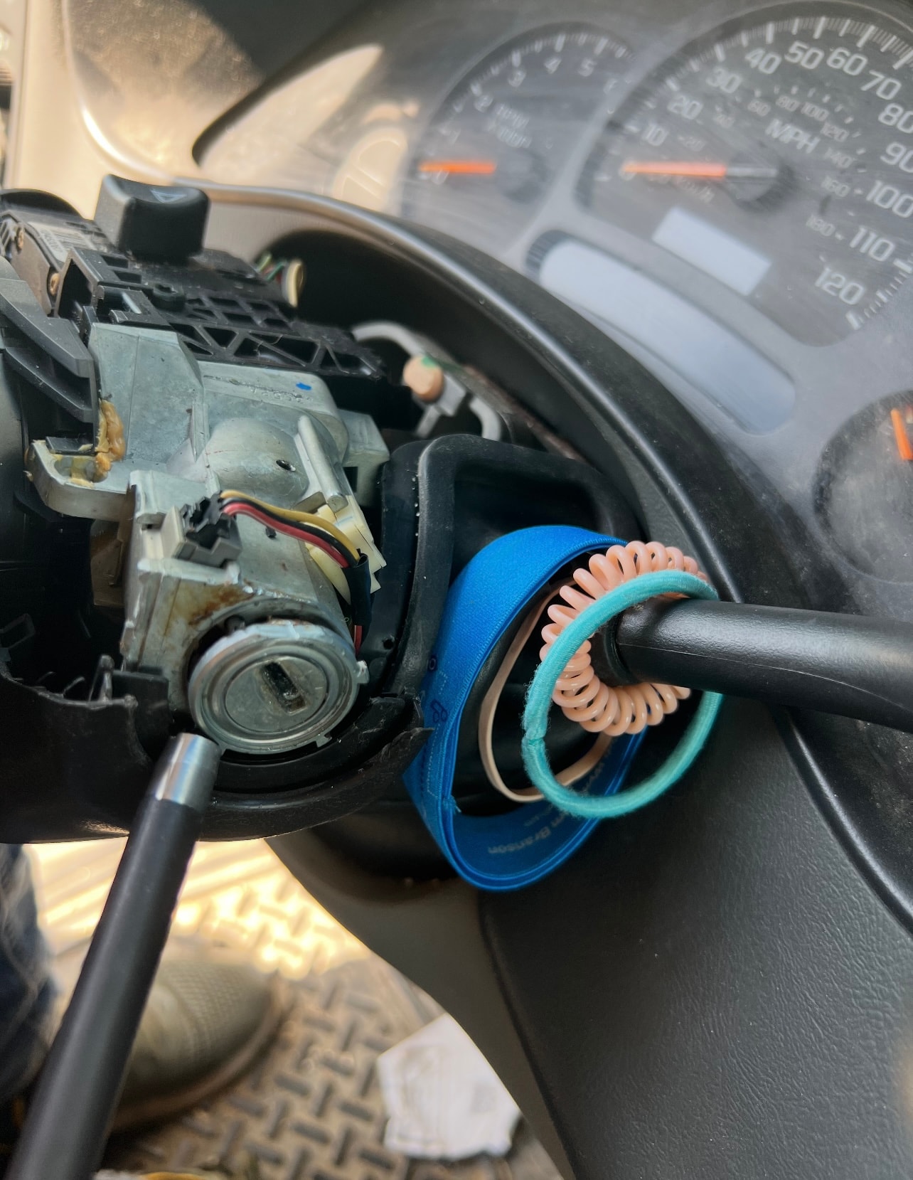 Car ignition switch disassembled wiring exposed