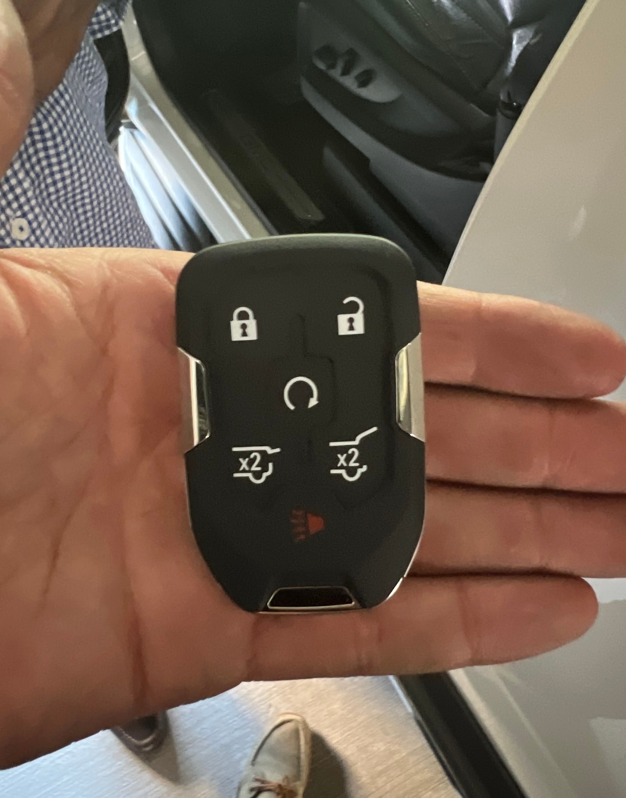 6-button smart key fob
